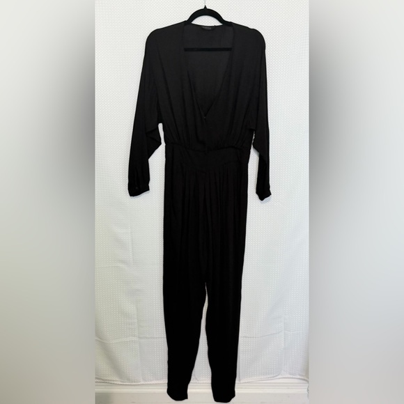 INDAH Gianyar Black Pleated V Neck Jumpsuit Revolve Lightweight Long Sleeve | S - Picture 4 of 7